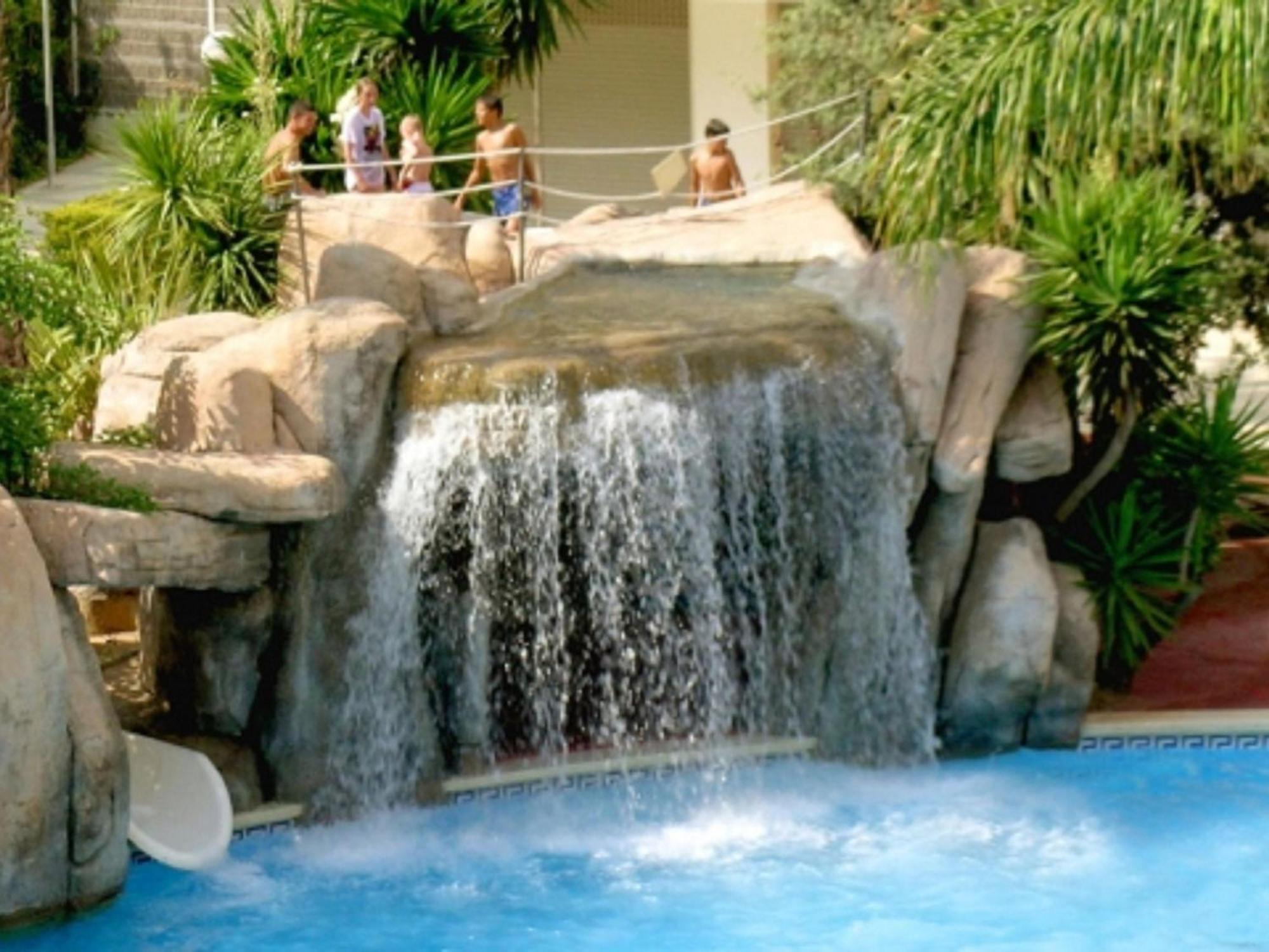 Familidays 004 Jardines Paraiso 萨洛 外观 照片